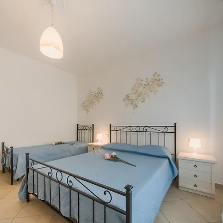La Conchiglia By Interhome * فياريجيو